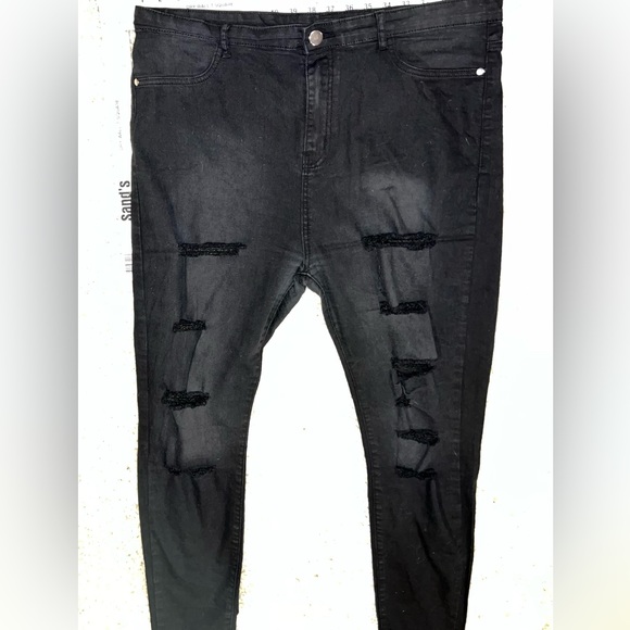 Boohoo distressed black skinny jeans - Picture 1 of 3